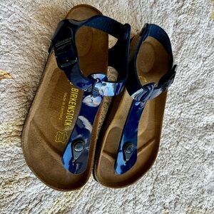 New Birkenstock Gizeh Blue Sandals size 36